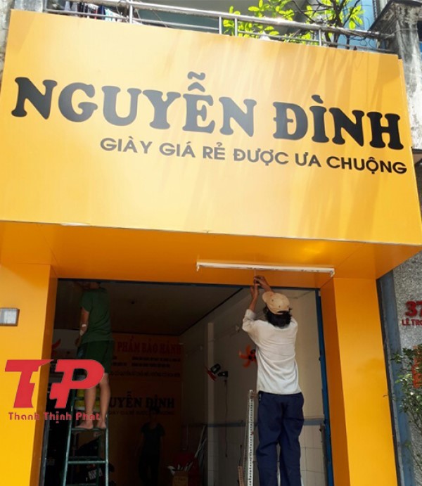 thi công bảng hộp đèn quảng cáo do thanh thịnh phát thực hiện 